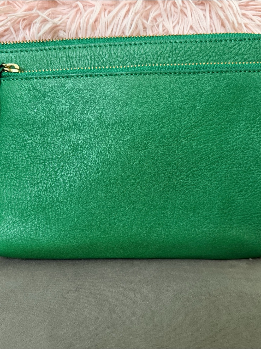 Talbots Green Leather Zip Clutch with Gold Hardware